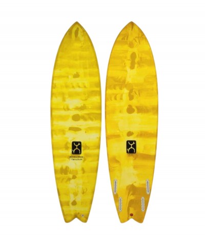 Tabla de Surf Seaside & Beyond Edición Limitada Yellow Swirl diseñada por Rob Machado y fabricada en Thunderbolt Red