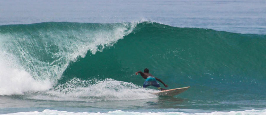 surf en sri lanka sur oeste midigama kabalaa ahangama