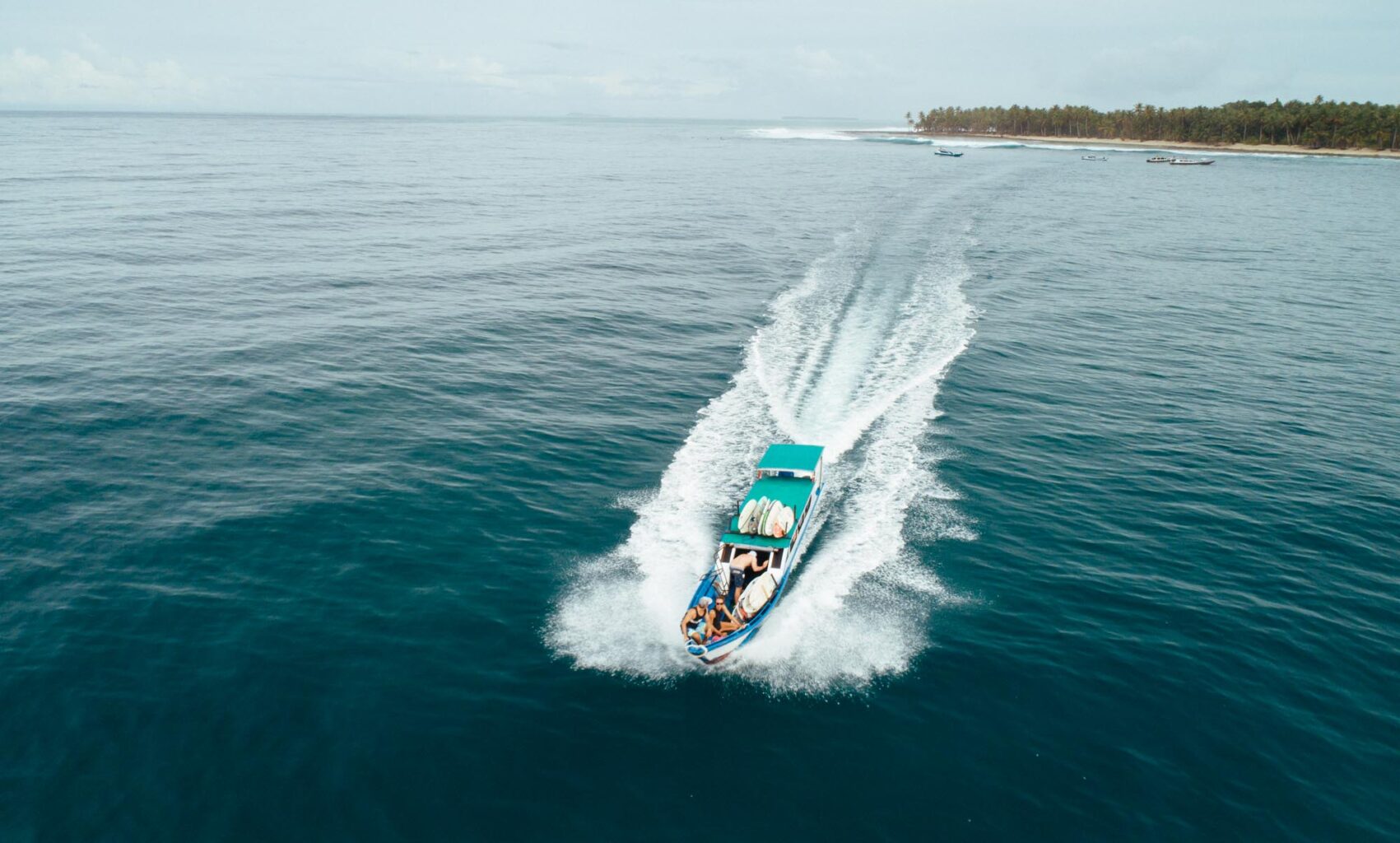 speedboat kandui surf trip a mentawai